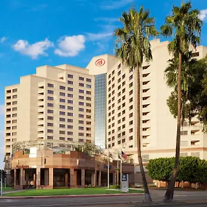 Отель Hilton Long
