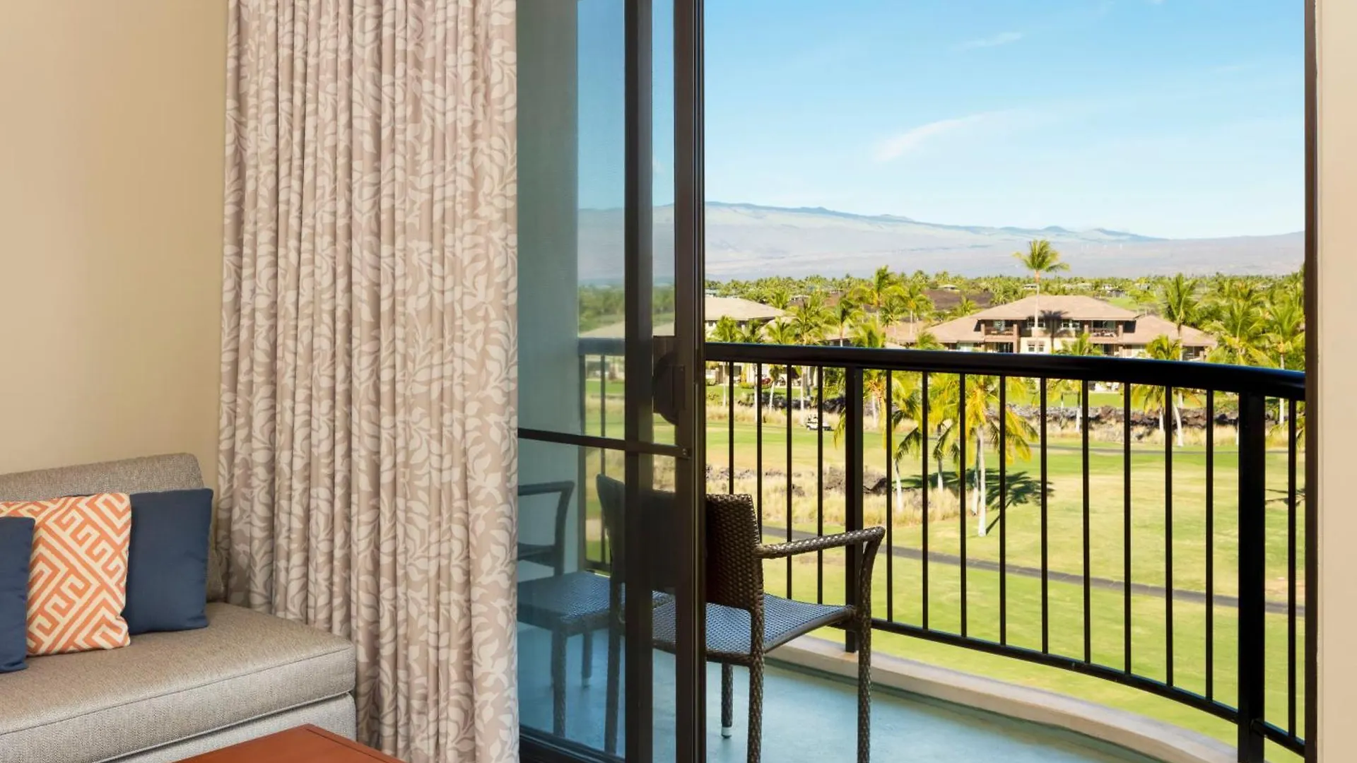 Hilton Waikoloa Village 4*,